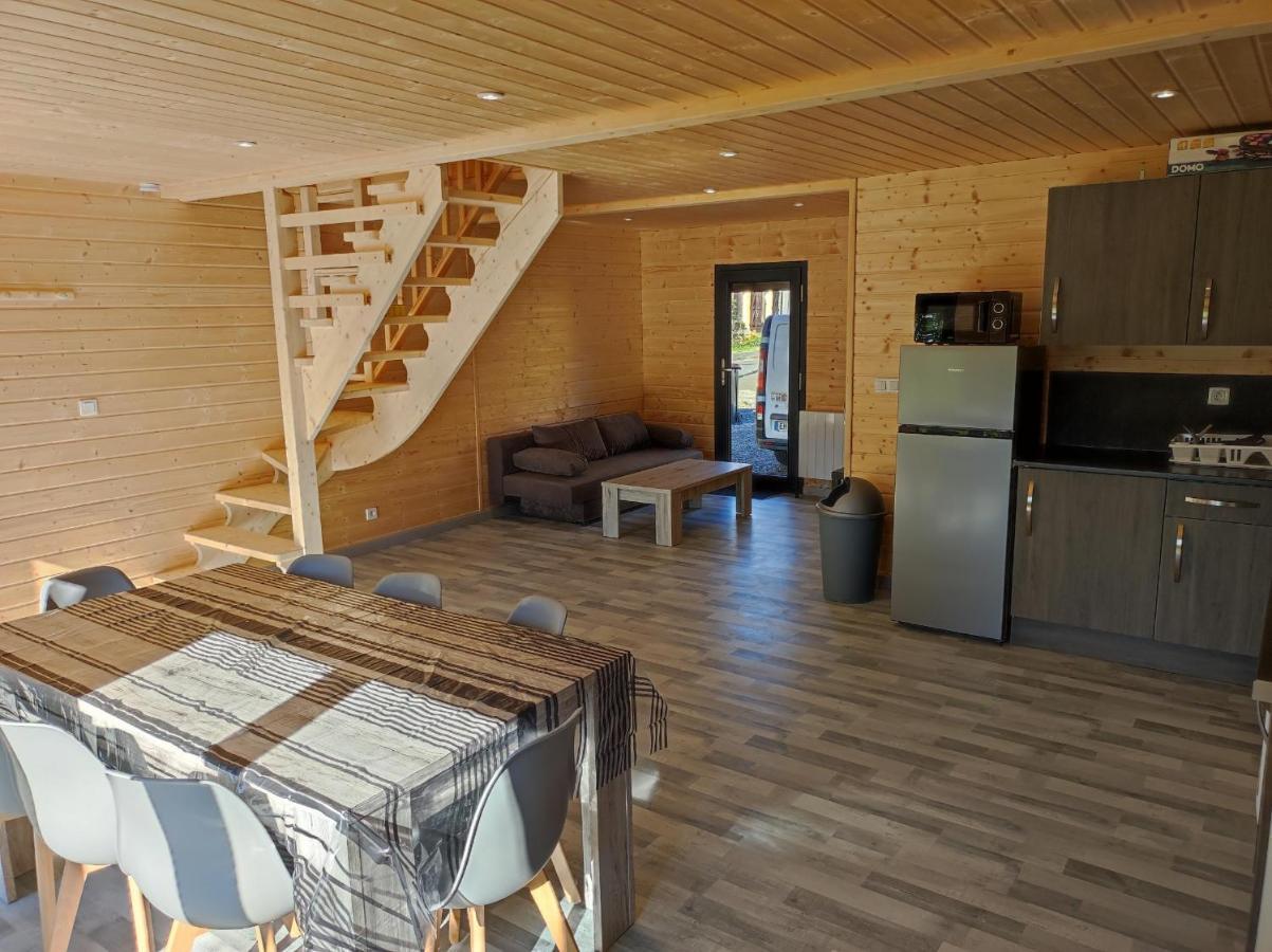 Chalet 6 Personnes A La Campagne Singly Dış mekan fotoğraf